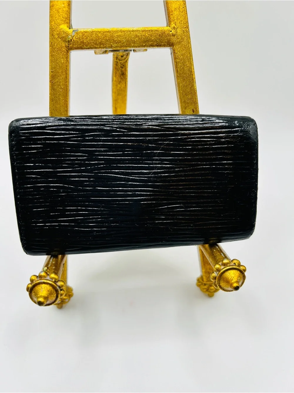 Louis Vuitton Black Epi Textured Four Key Holder with Brass Accents Fair/Good